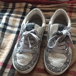 VH kids sneakers